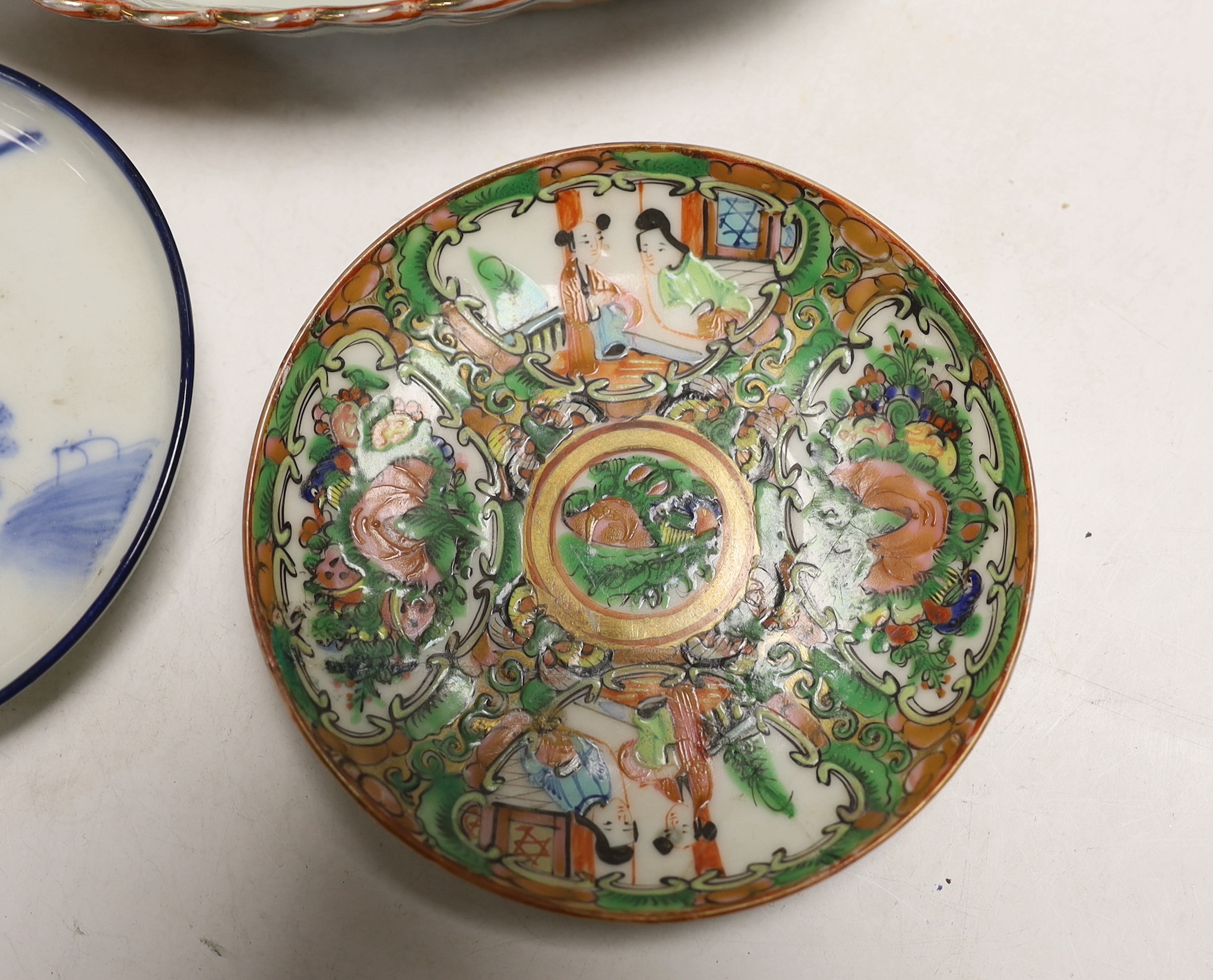 Three Chinese porcelain dishes, largest 18cm wide